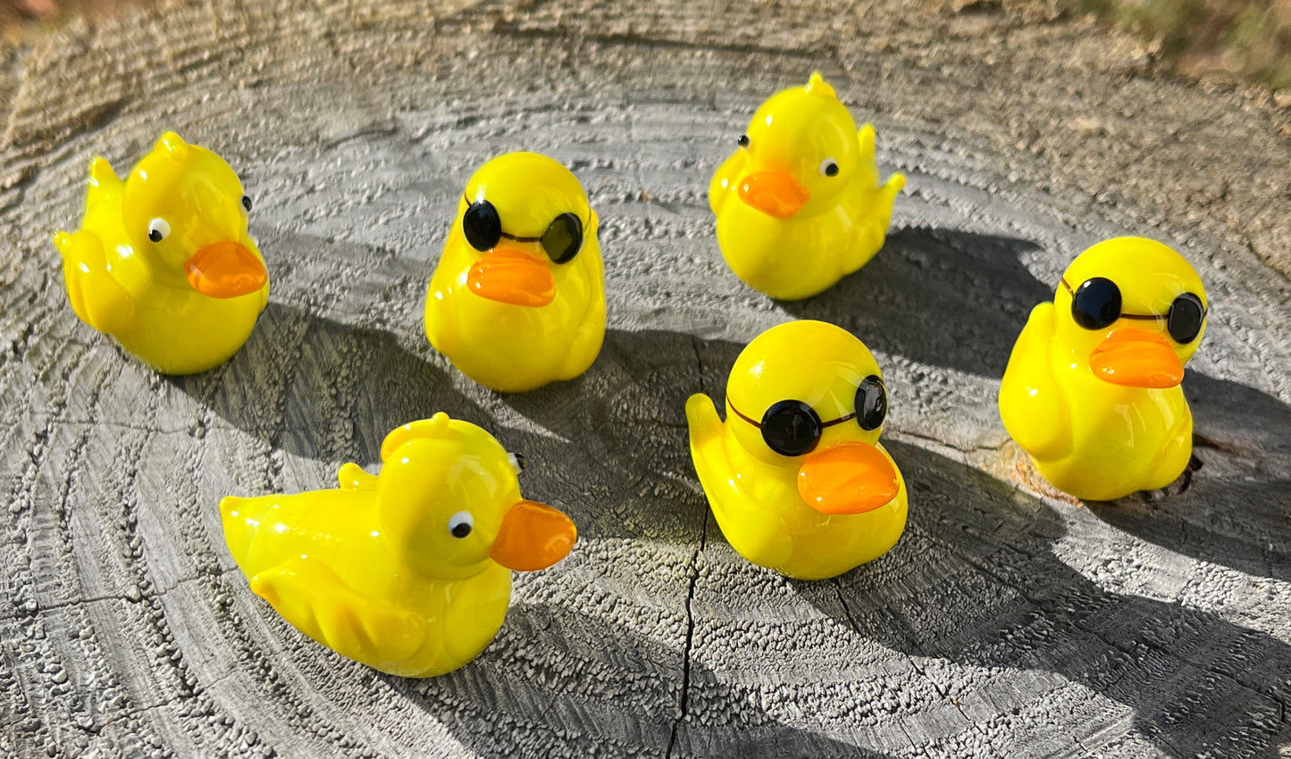 Mini Miniature Glass Duck Sitter Figurine Collectible