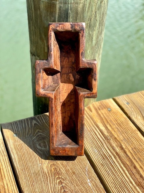 Cross Shaped Dough Bowl Display